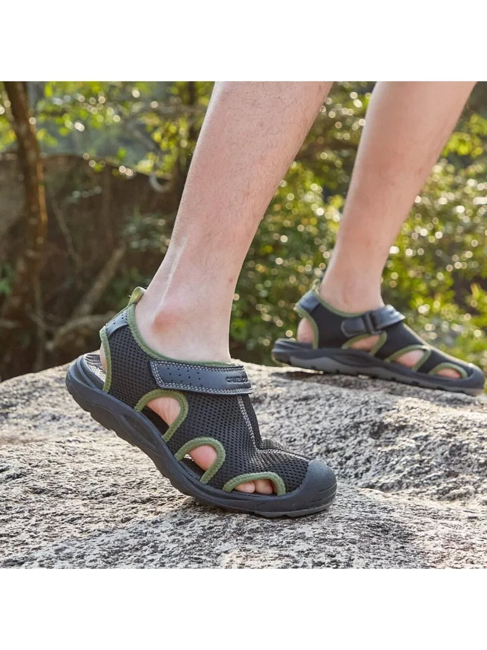 Men's Black Mesh Hiking Sandals Closed-Toe Beach Sandal for Athletic Outdoor